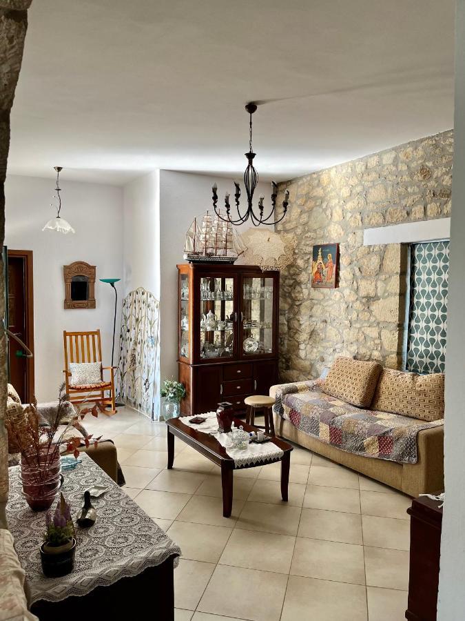 Katerina'S Rest Stone Ηouse Villa Charakas Exterior photo